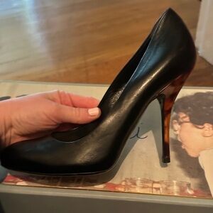 Elegant Gucci Black High Heels